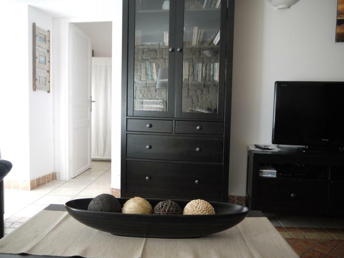 Vieille Ville 1 - Luca'S Apartment, 1 Bedroom, Max 2 Adults And 2 Kids Антиб Экстерьер фото